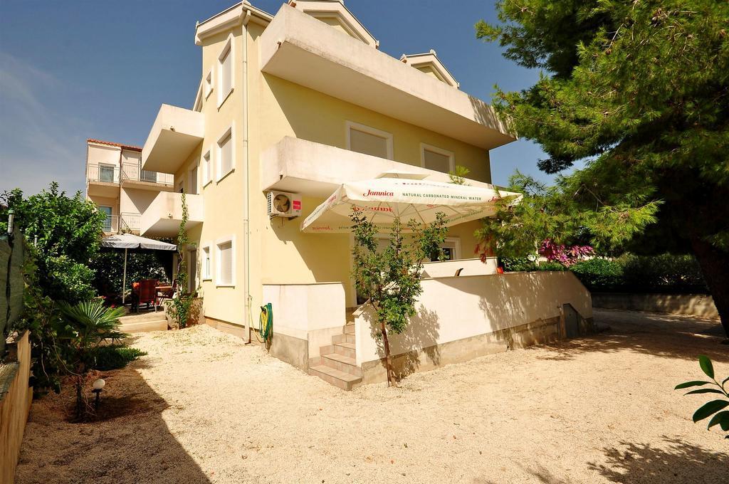 Apartments Blazenka تروغير المظهر الخارجي الصورة